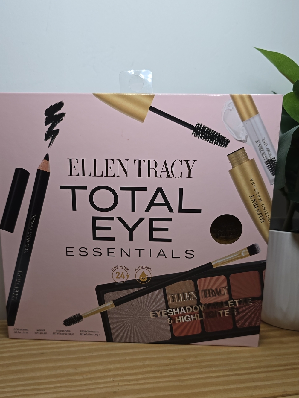 Eyeshadow Palette Kit Brown NIB